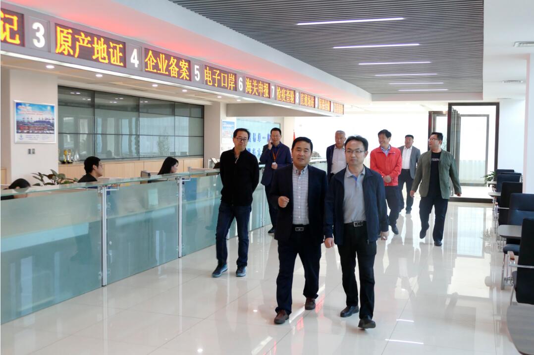 山東高速骨干網(wǎng)（山東）物流科技有限公司董事長(zhǎng)蒞臨晟綺港儲(chǔ)集團(tuán)參觀(guān)考察